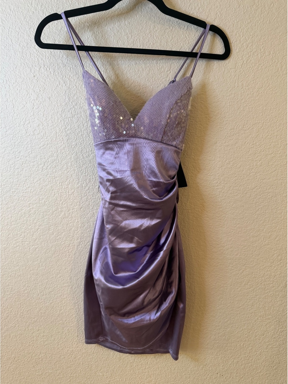 Juniors XS Lilac Sequin Spaghetti Strap Homecoming Dress